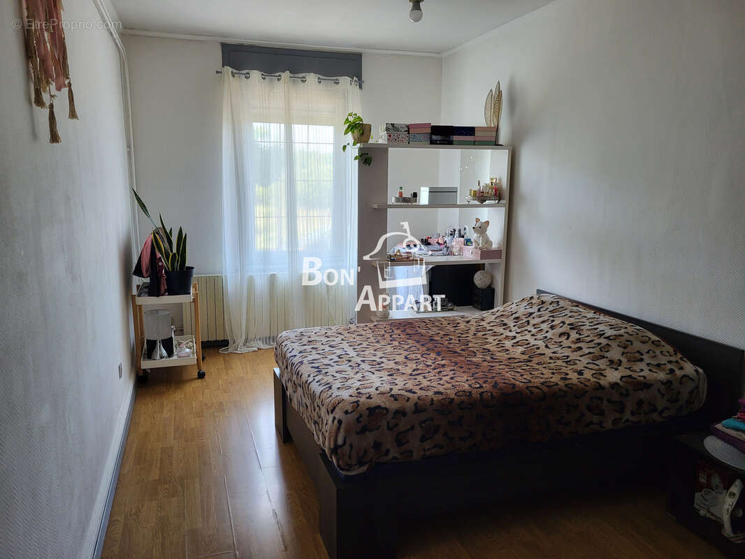 Appartement à AMNEVILLE