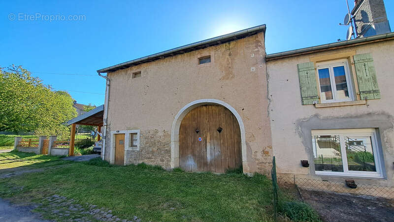 Maison à DEMANGEVELLE