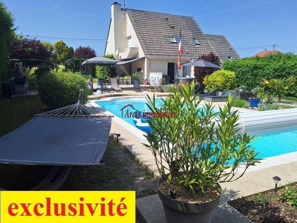 Maison à MAILLY-LE-CAMP