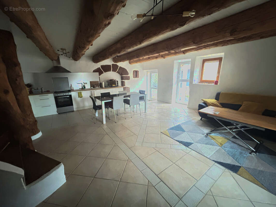 Maison à REBOURGUIL