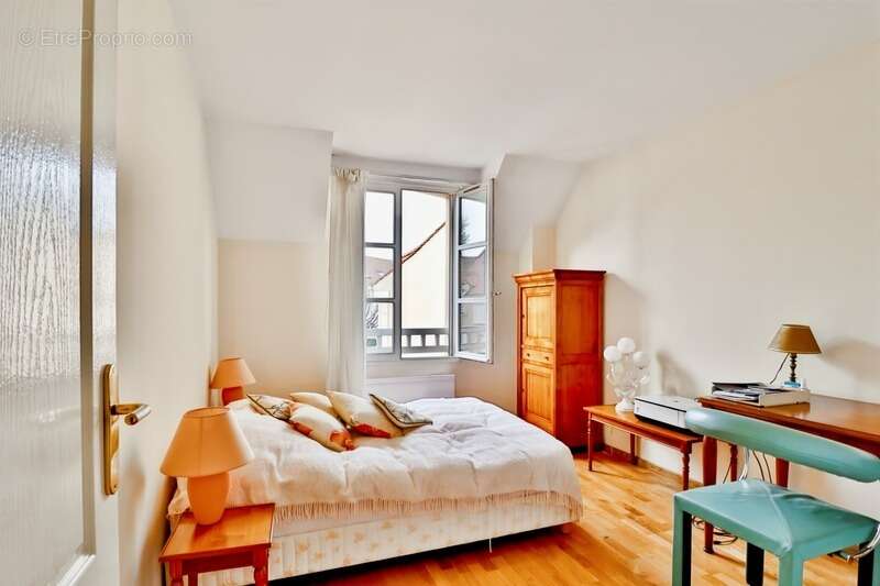 Maison à RUEIL-MALMAISON