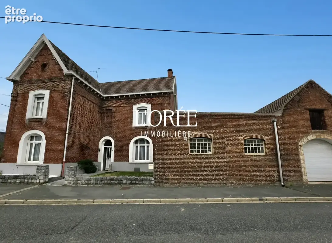 Maison style bourgeois - 146 m2 - 3 chambres - jardin - garage + atelier - photo 15