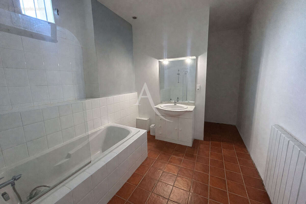 Appartement à CARCASSONNE