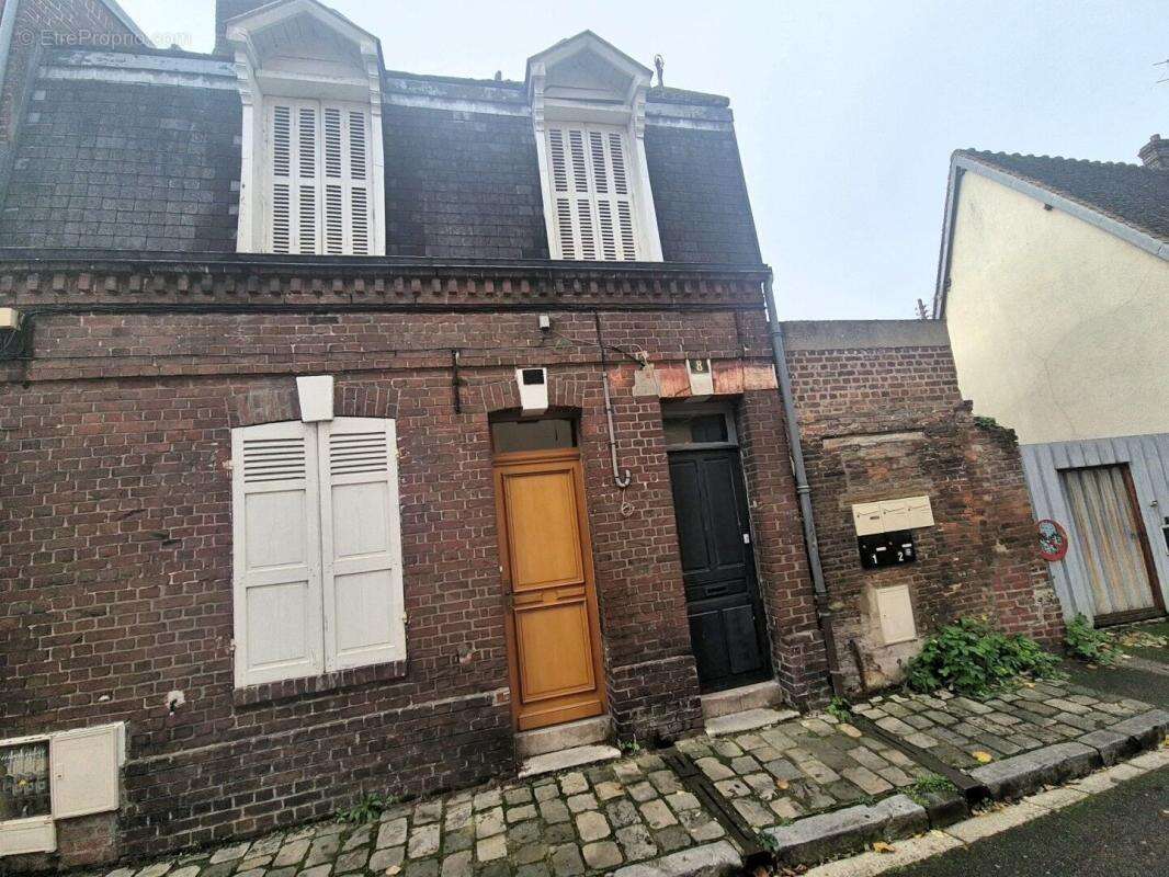 Maison à BEAUVAIS