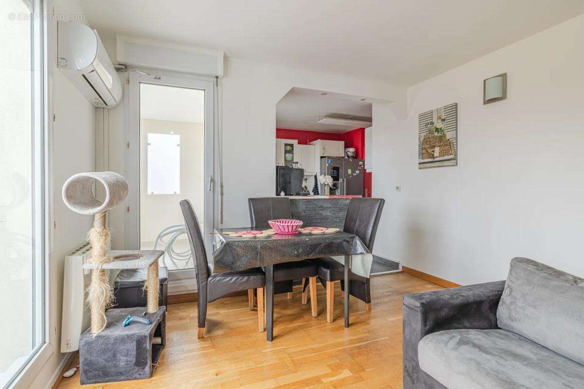 Appartement à ISSY-LES-MOULINEAUX