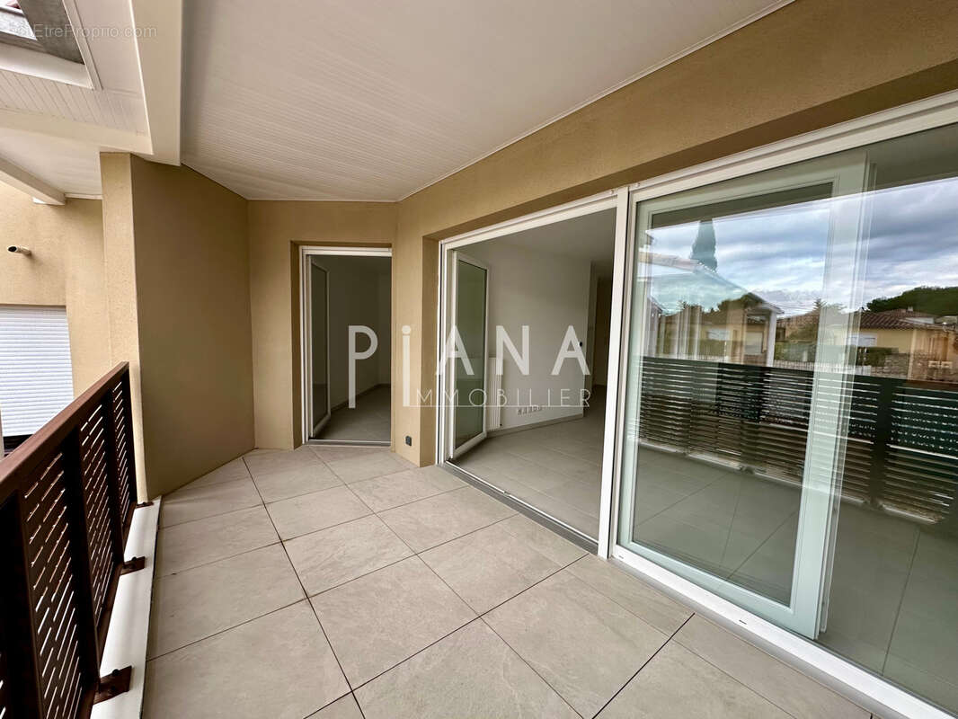 Appartement à LANCON-PROVENCE