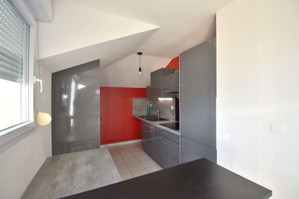 Appartement à GENESTON