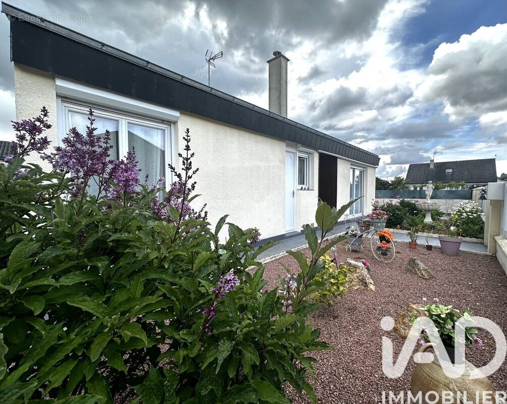 Photo 1 - Maison à VILLEBERNIER