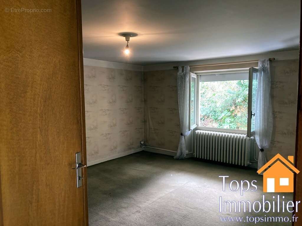 Maison à VILLEFRANCHE-DE-ROUERGUE