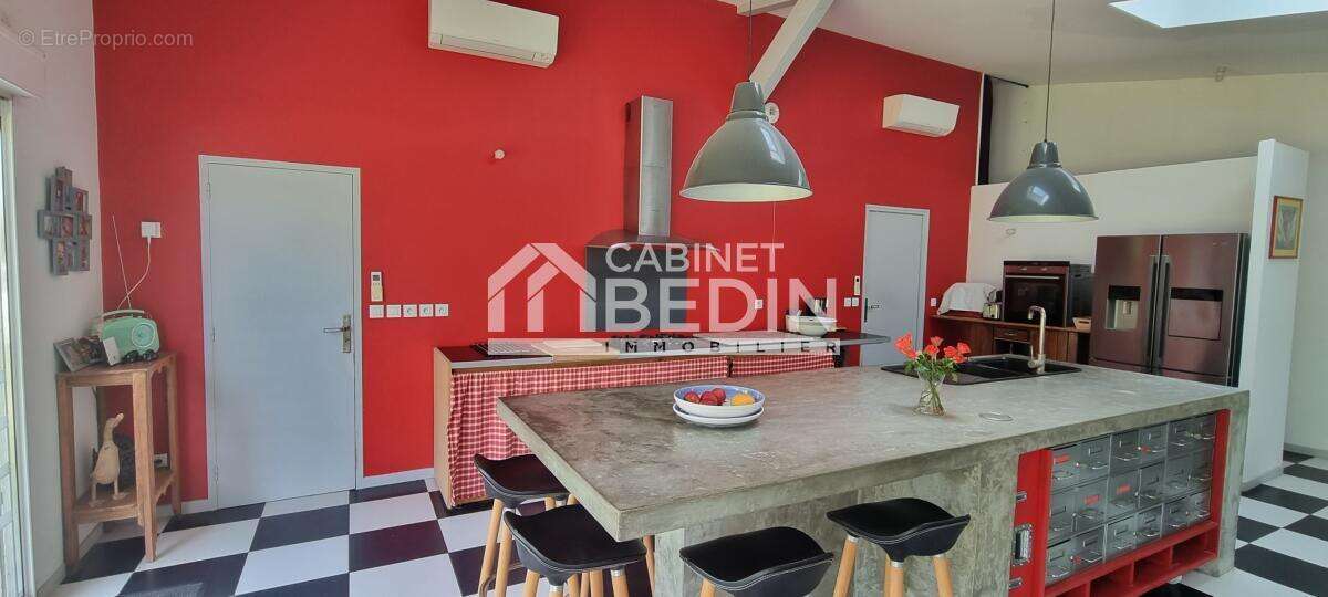 Maison à SAINT-ANDRE-DE-CUBZAC