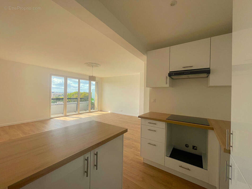 Appartement à SAINT-MAURICE