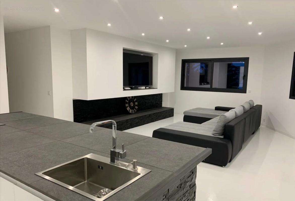 Maison à BOIS-D&#039;AMONT