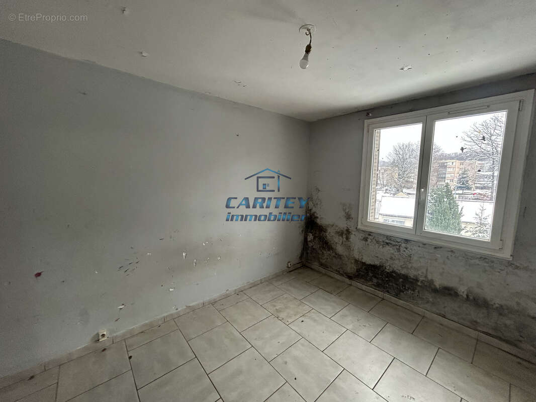 Appartement à LUXEUIL-LES-BAINS