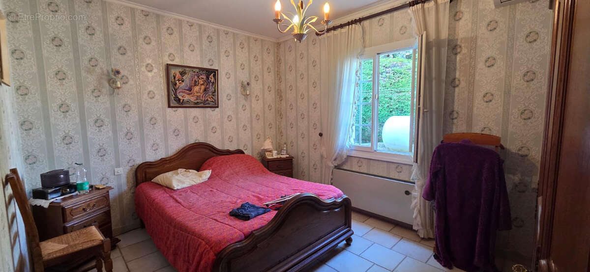 Maison de plain-pied  95 m² habitables sur 1 670 m² de terrain 84430 Mondragon - photo 5