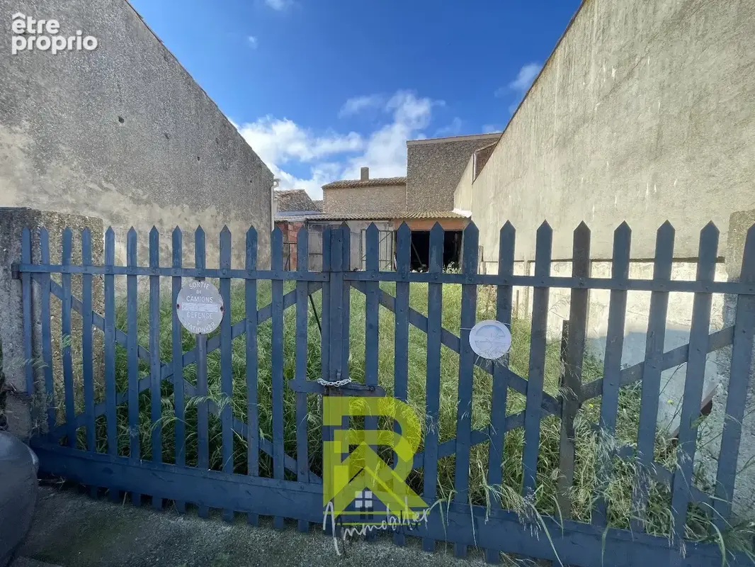 À vendre à Canet d?Aude : un lot avec potentiel de rénovation - photo 3