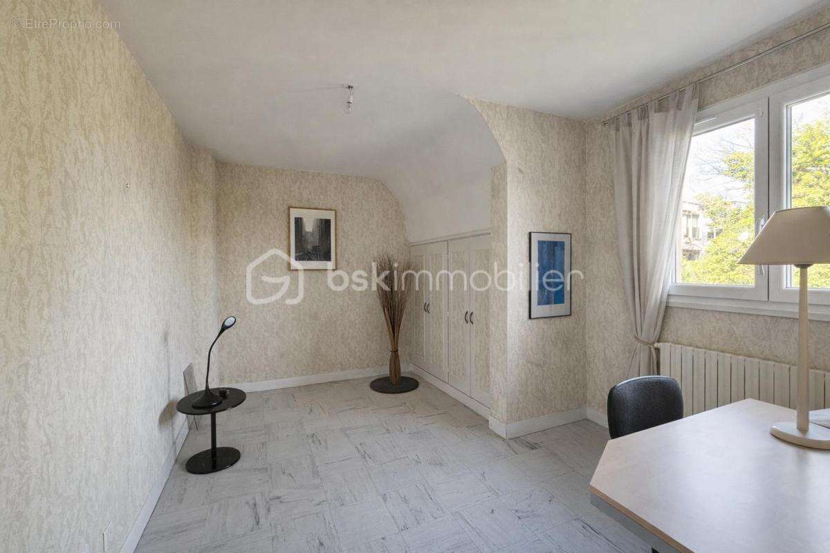 Maison à AULNAY-SOUS-BOIS