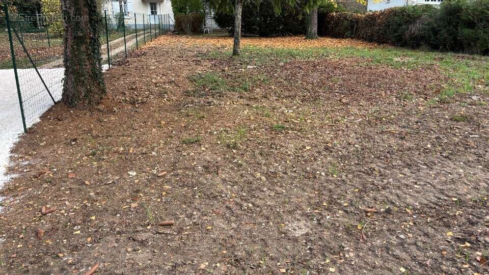 Terrain à BOISSISE-LA-BERTRAND