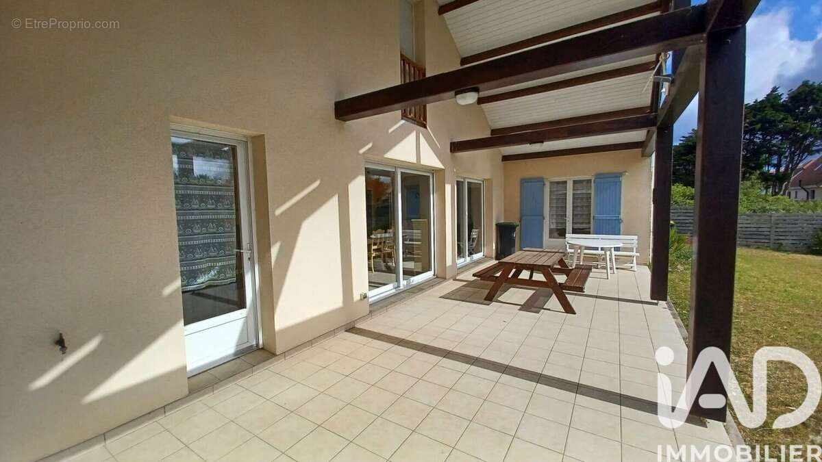 Maison 140 m² à Camiers  - photo 4