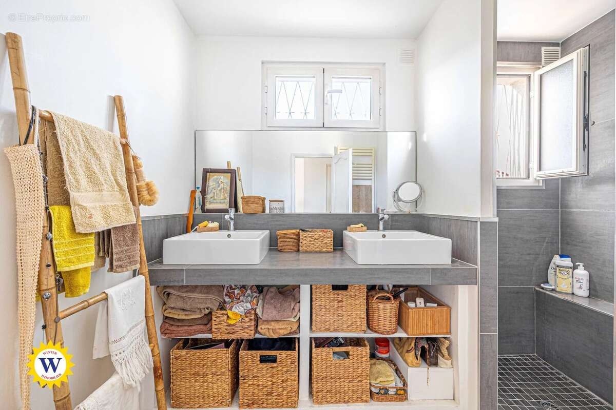 Maison à VILLENEUVE-LOUBET