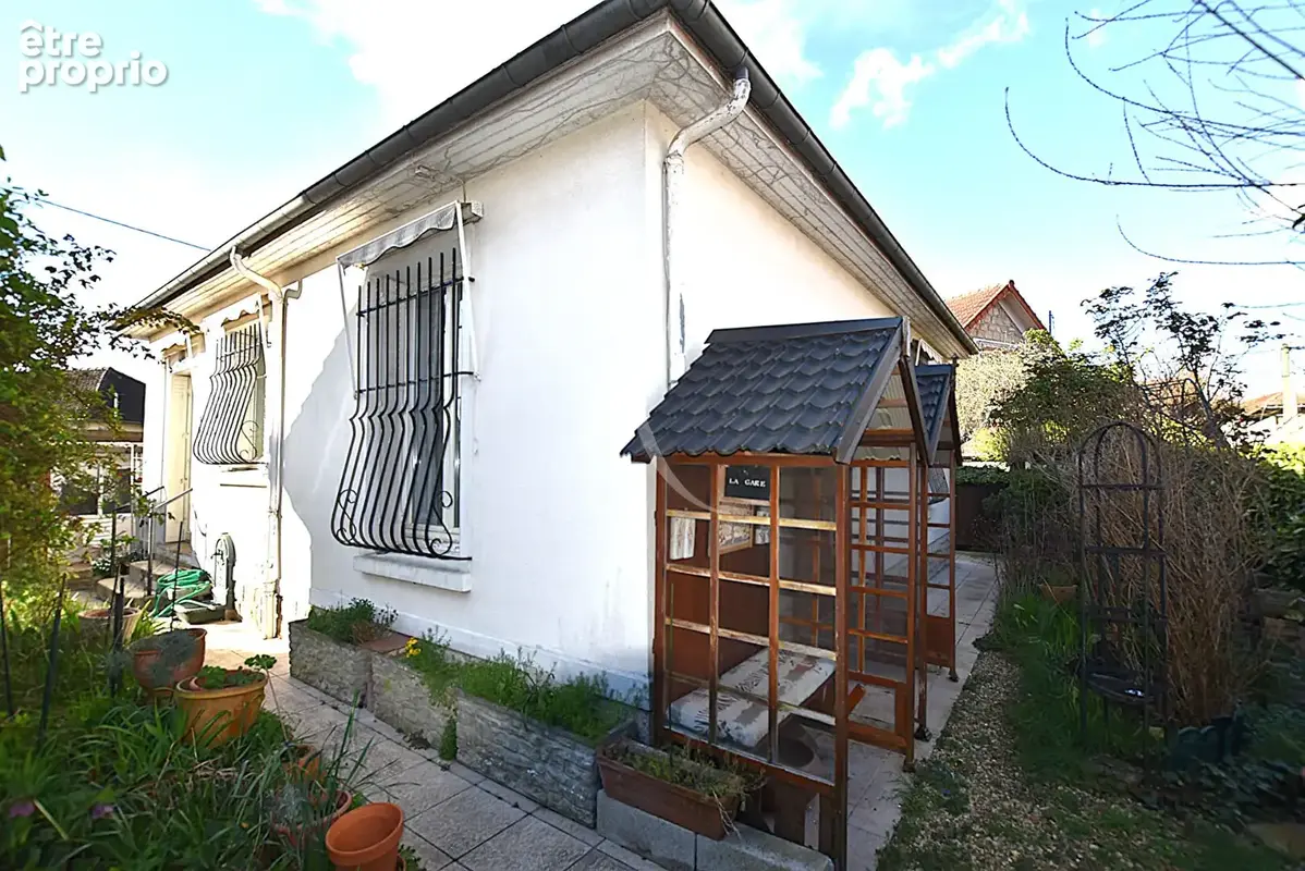 A vendre Combs-la-Ville - Maison 3 pièces avec terrain de 236 m² - photo 3