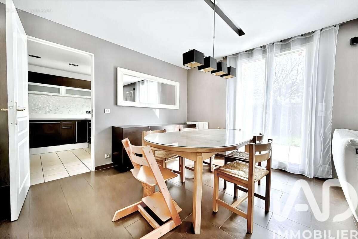 Photo 7 - Maison à BUSSY-SAINT-GEORGES