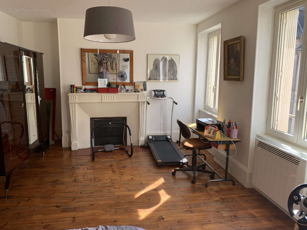 Appartement à MOULINS