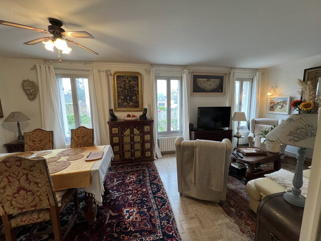 Appartement à PLEYBEN