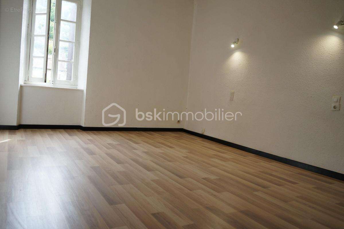 Appartement à SAINT-PONS-DE-THOMIERES