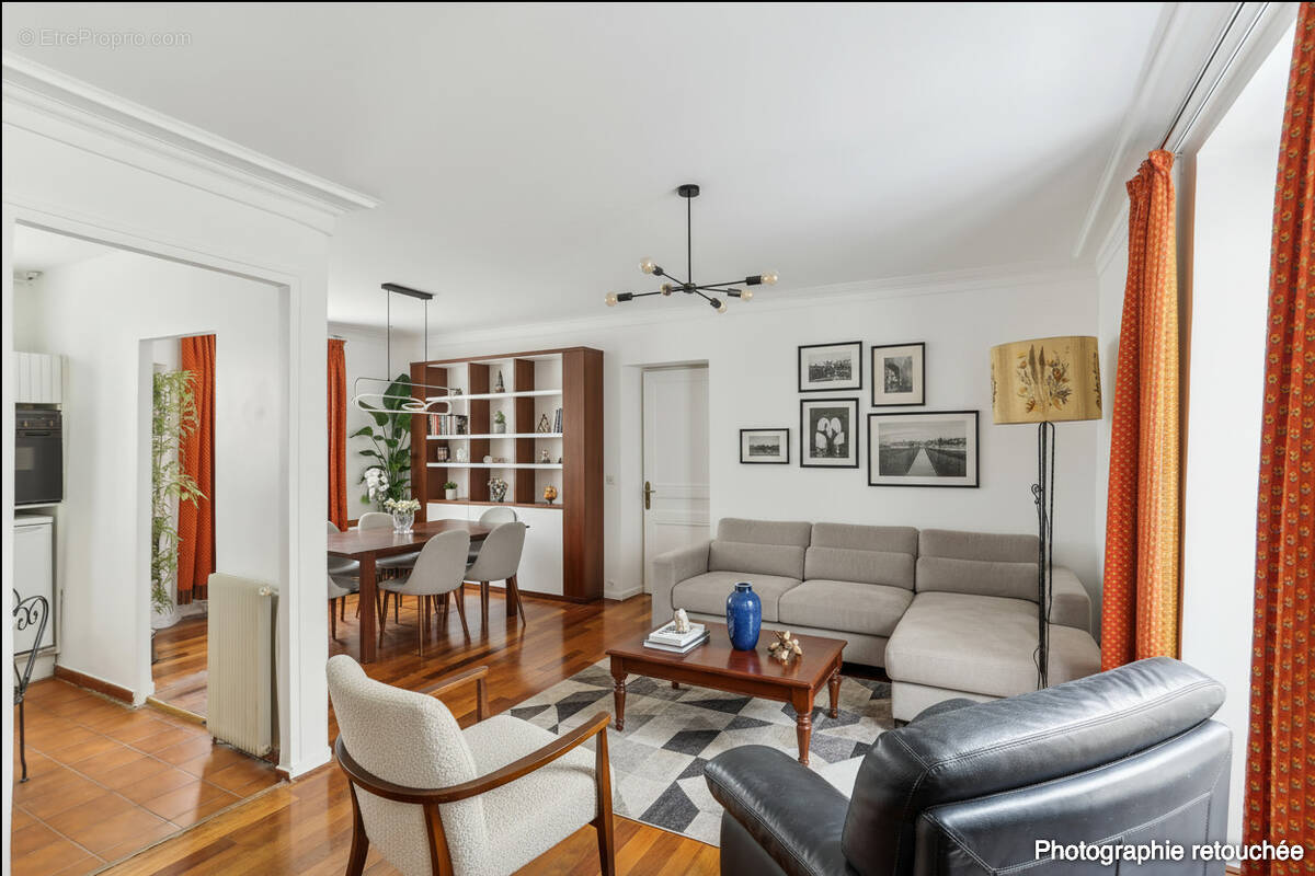 Appartement à PARIS-1E