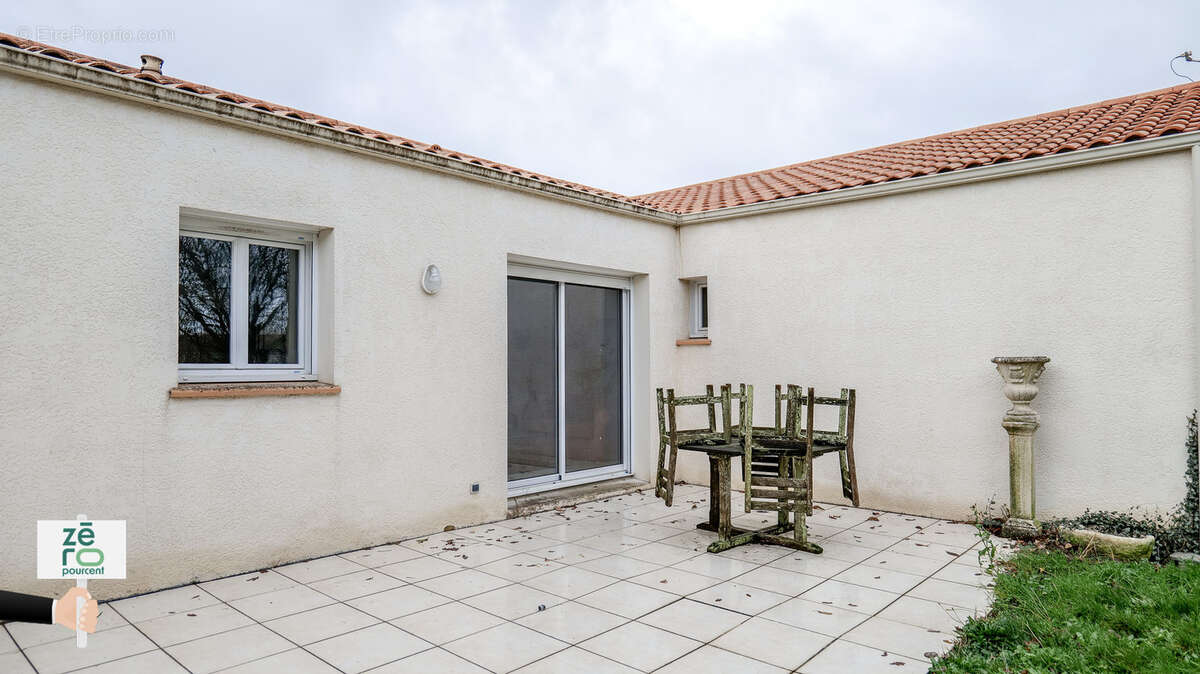 Maison à LE POIRE-SUR-VIE