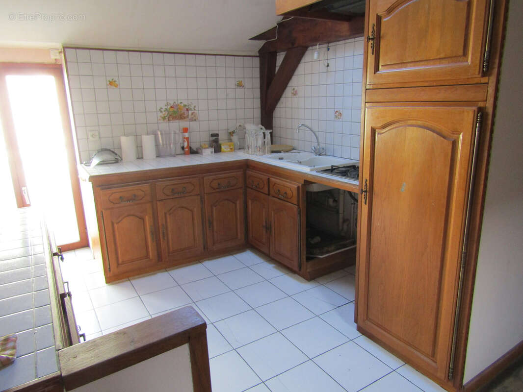 680 m² à La Guerche-Sur-L'aubois  - photo 5