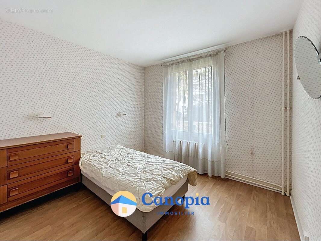 Appartement à CHEVILLY-LARUE