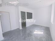 Appartement à MARSEILLE-3E