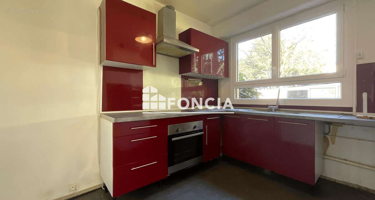 Appartement à CORBEIL-ESSONNES