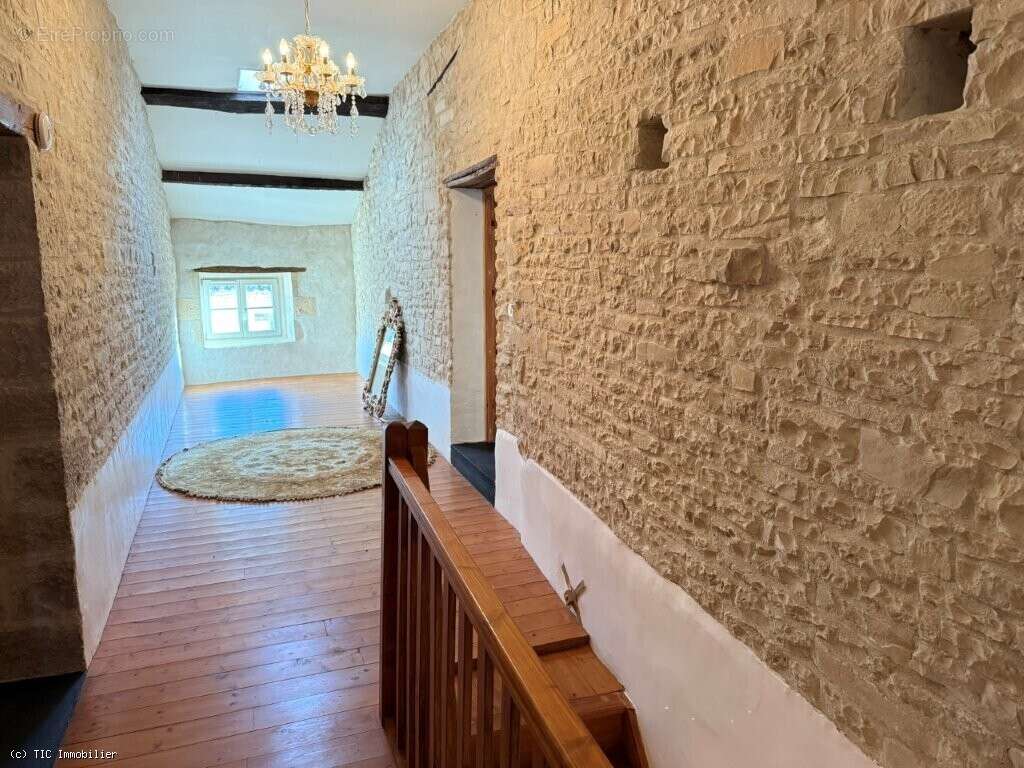 Magnifique Maison de Village 8 Minutes d'Aigre - photo 25