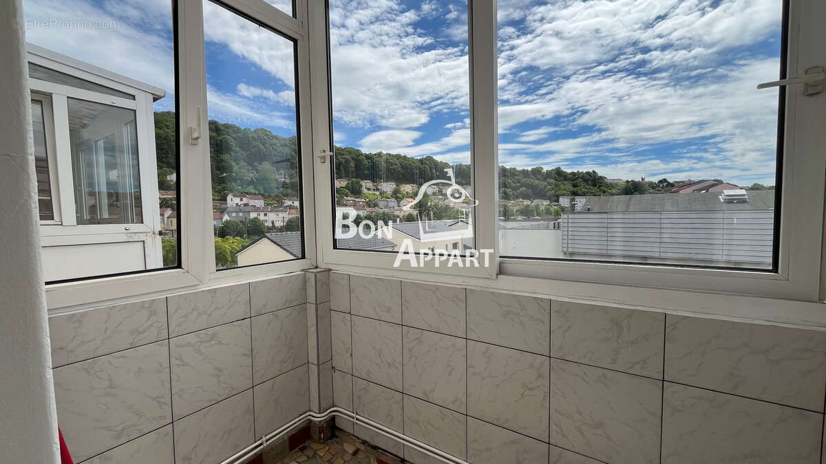 Appartement à JOEUF