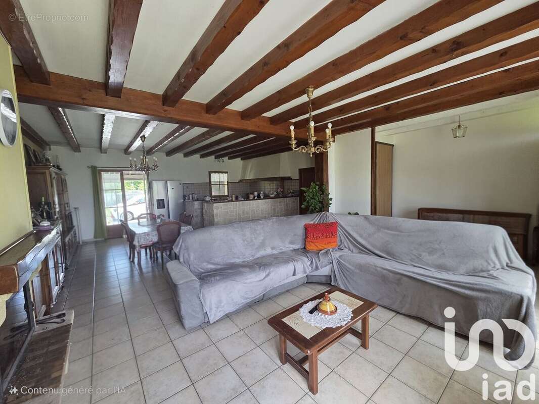 Photo 3 - Maison à TUGERAS-SAINT-MAURICE