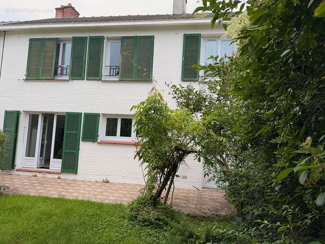 6 pièces avec fort potentiel Quartier pavillonnaire recherché - photo 8