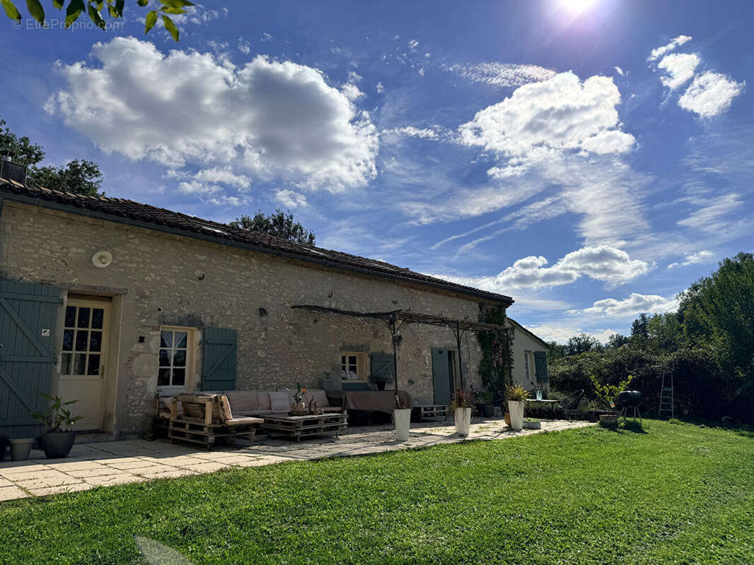 Maison à CASTILLONNES