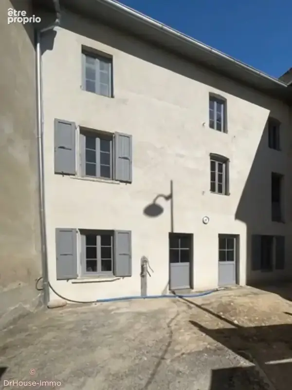 Appartement 59 m² à La Cote-Saint-Andre  - photo 2