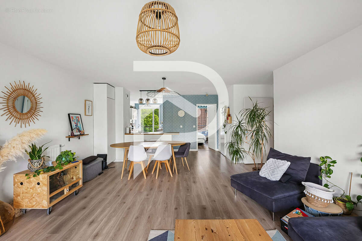 Appartement à COLOMBES