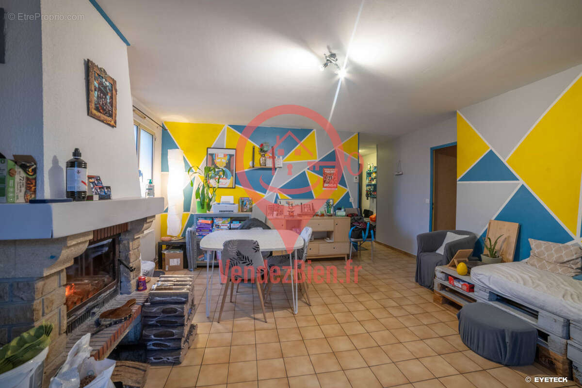 Maison à BRECY