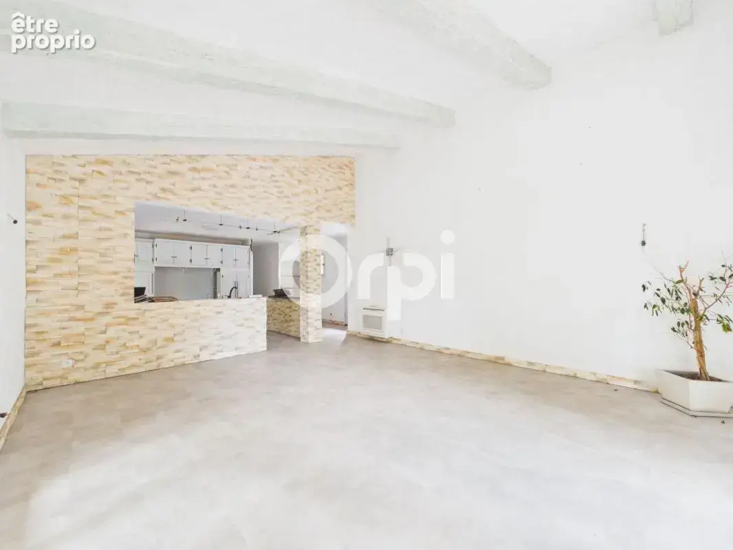 Plain pied - calme - jardin - proche village - photo 11