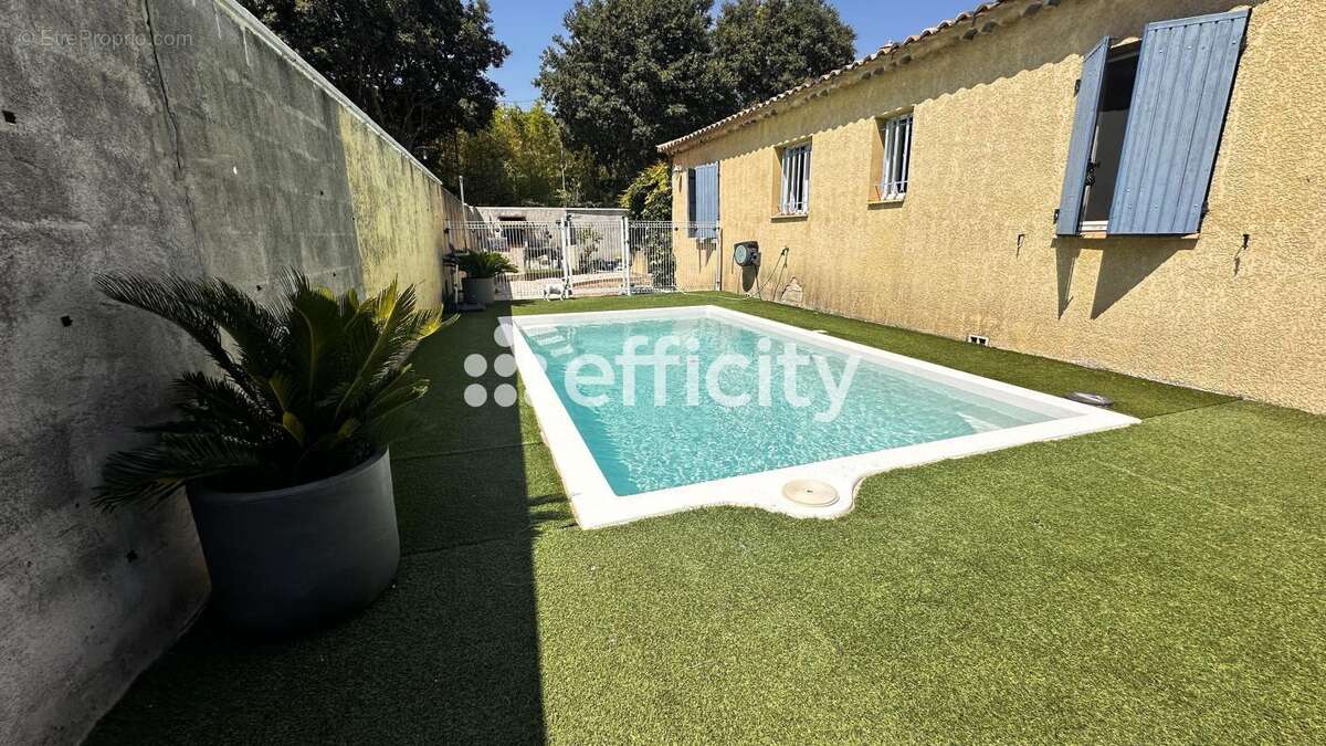 Maison 100 m² à Vedene  - photo 8