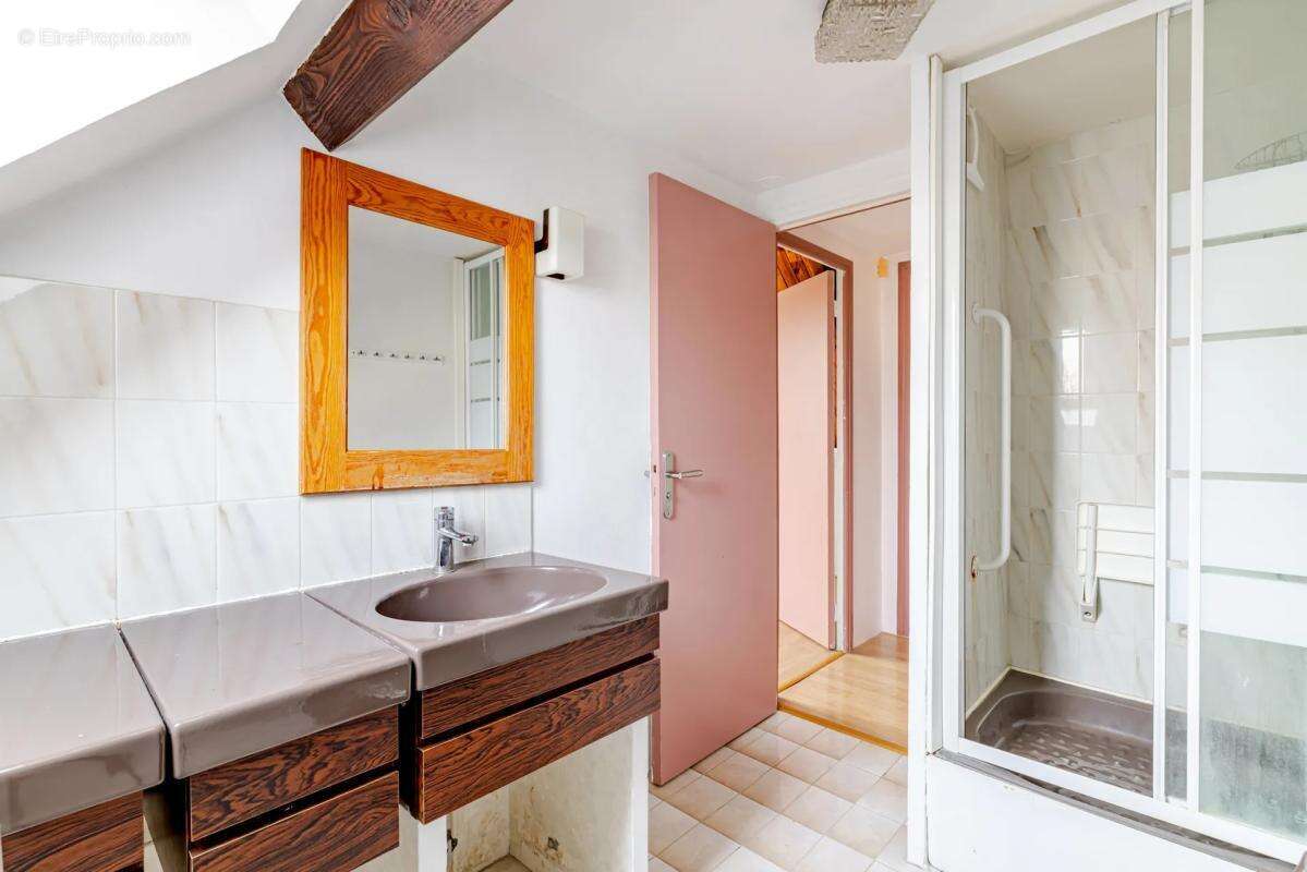 Maison à COMBS-LA-VILLE