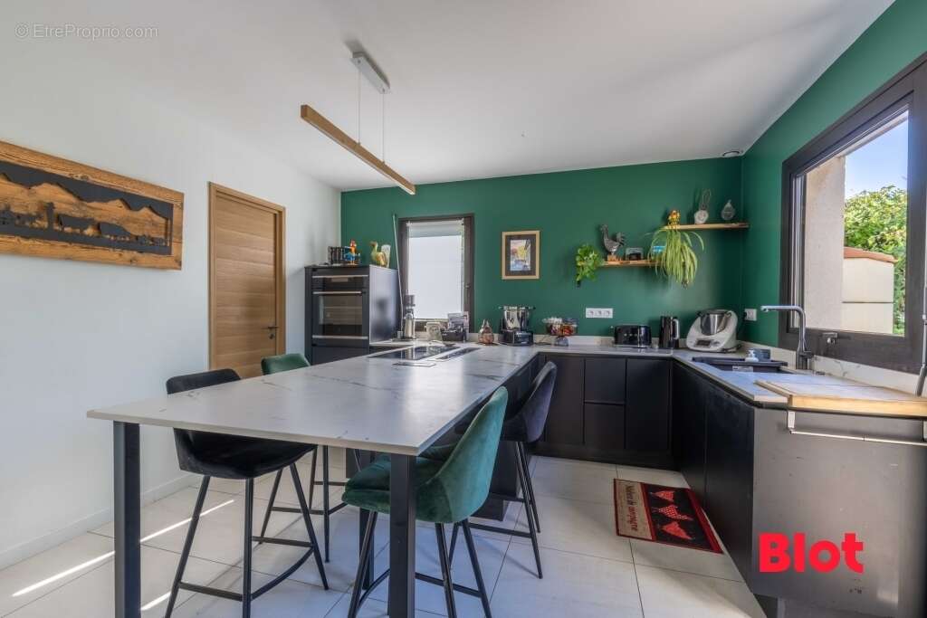 Maison 168 m² à Bain-De-Bretagne  - photo 7