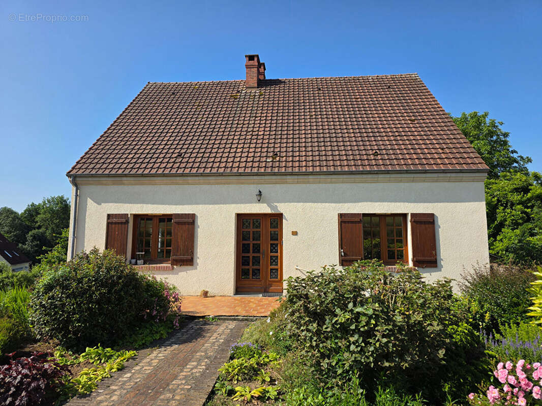 Maison à LA NEUVILLE-SUR-OUDEUIL
