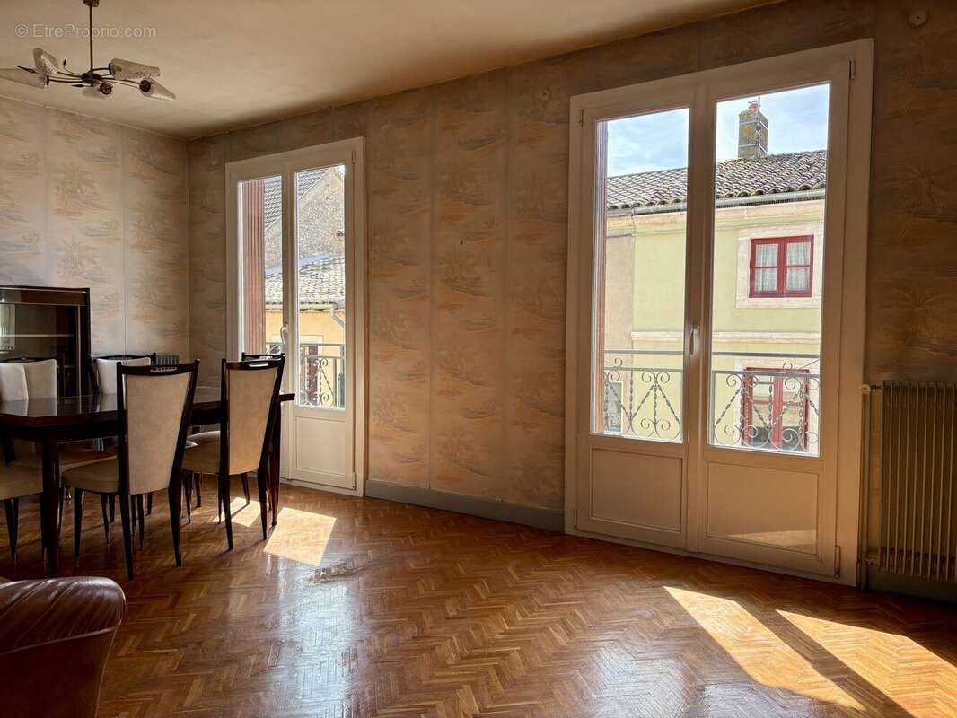 Maison à TOURNUS