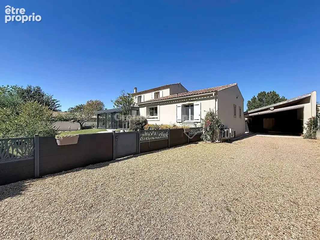 Villa avec piscine et vue sur le Luberon de 205 m² - photo 5