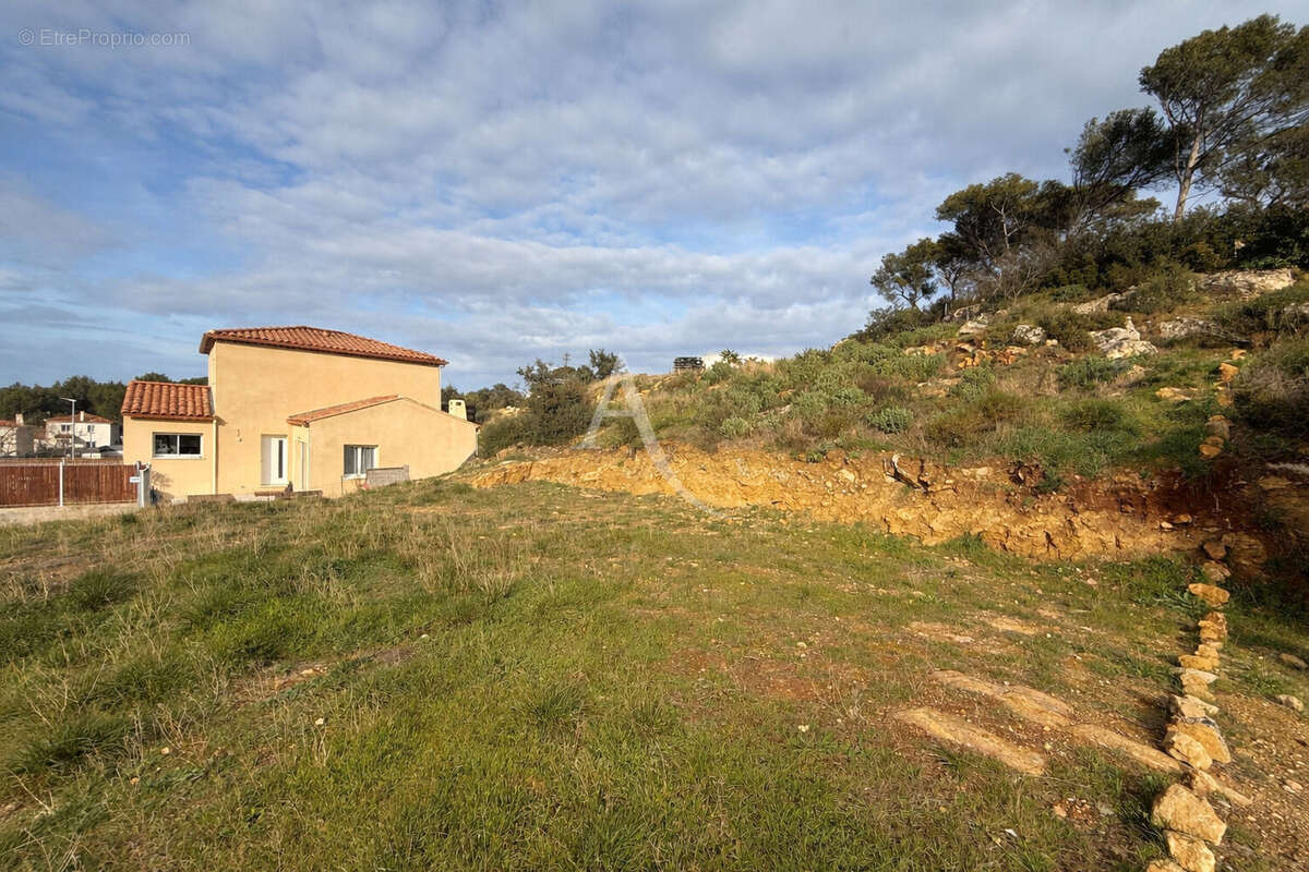 Terrain Istres 548 m2 - photo 5